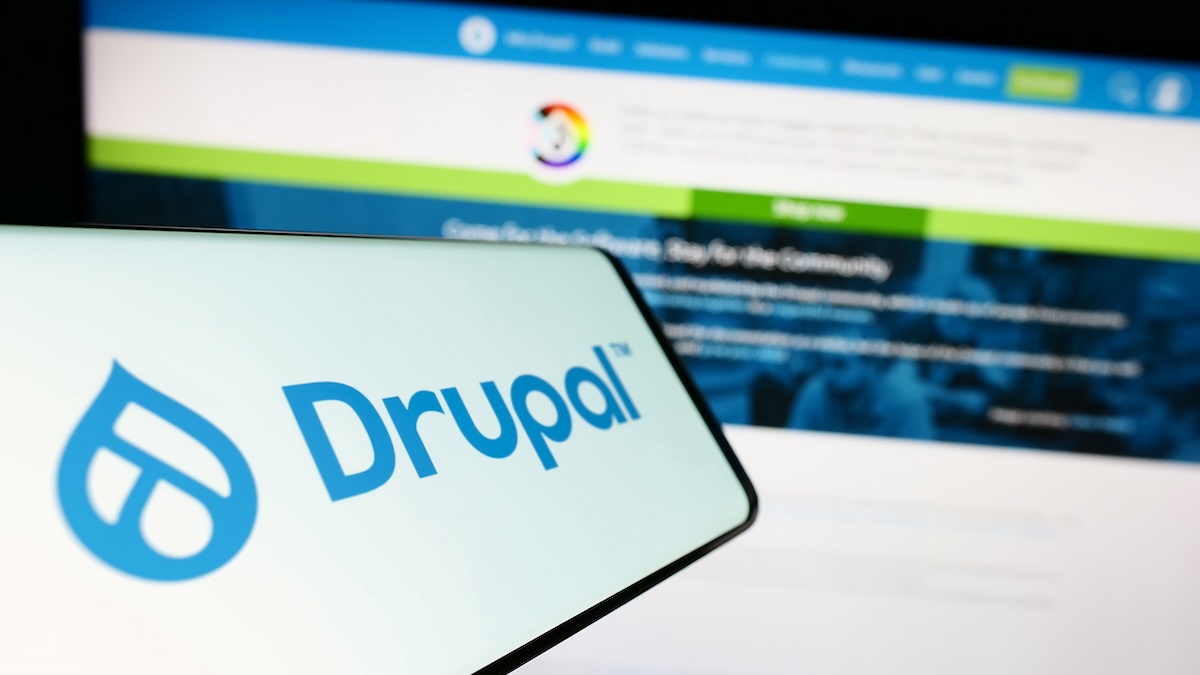 Drupal avertizează: vulnerabilitate deosebit de critică în Commerce Core, exploatată activ